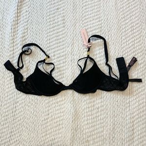 sexy victoria’s secret bra